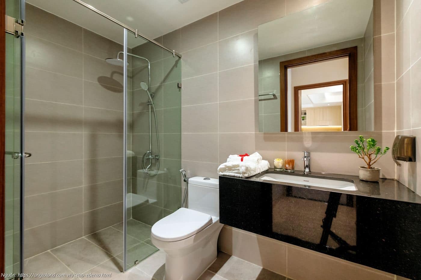 Thiết kế WC/Phòng tắm nhà mẫu căn hộ Setia Edenia 2PN 2WC (diện tích 73m²) Thiết kế WC/Phòng tắm nhà mẫu căn hộ Setia Edenia 2PN 2WC (diện tích 73m²)